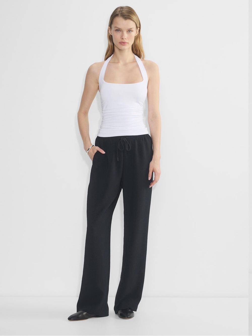 Aritzia Thesis Pants Crepette Size Large